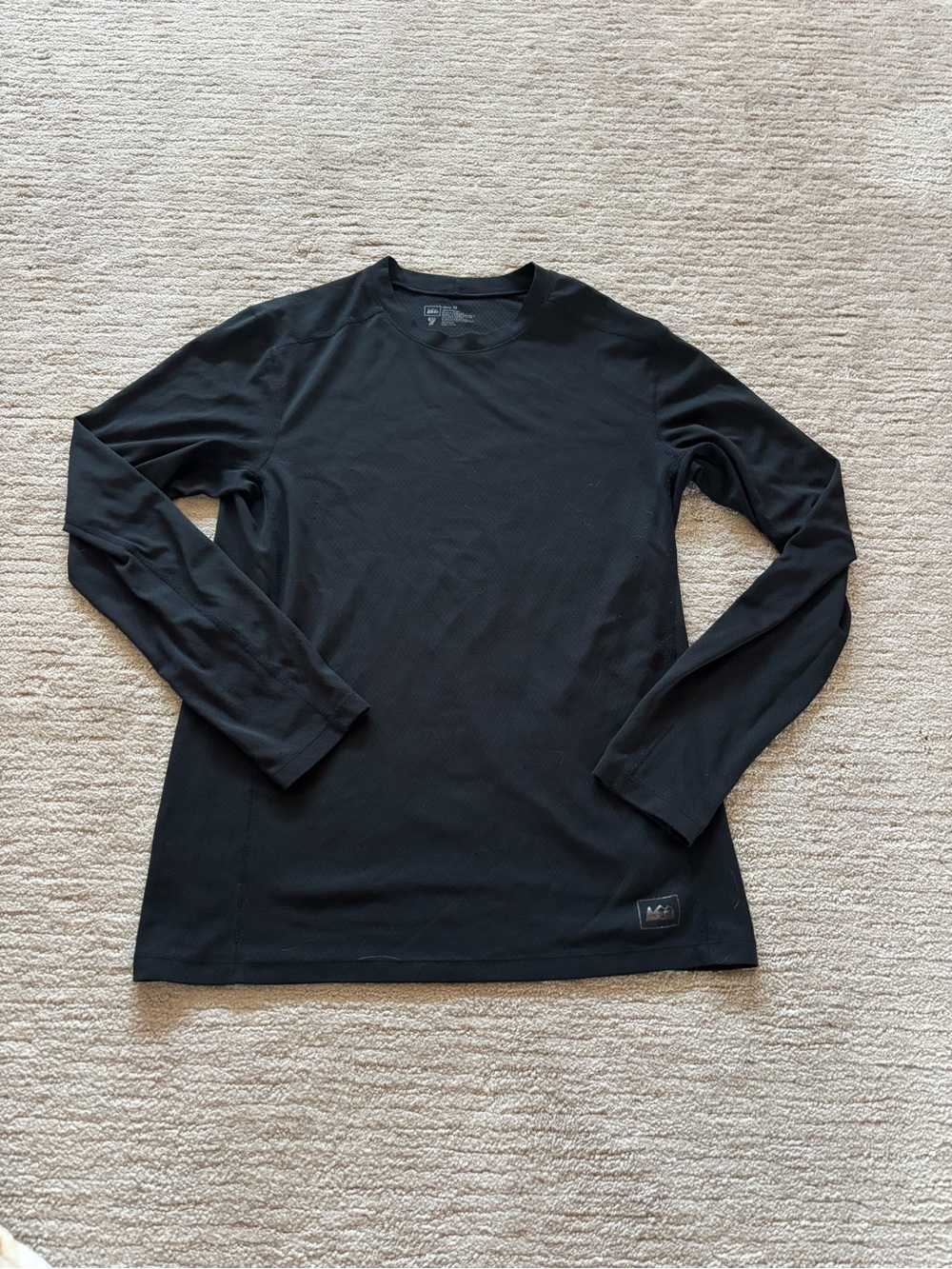 REI Men's Black Long-Sleeve Crew Performance Tee